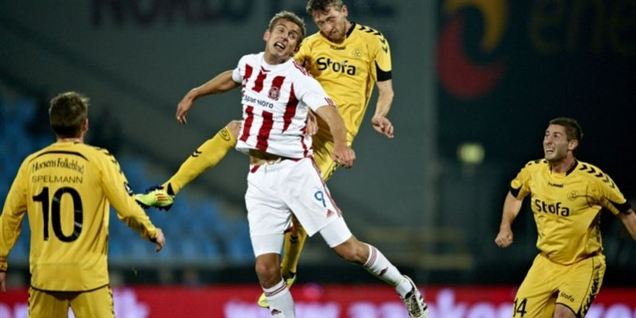 AaB knuste den gule fare