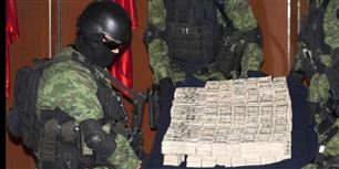Narkokrigen handler først og sidst om penge. Mange penge. Den 22. november i år fandt politiet 15,3 millioner dollars i en bil i byen Tijuanna , hvilket er den næststørste pengefangst i landets historie.