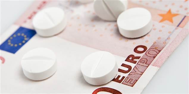 Der er lønfest i pilleindustrien