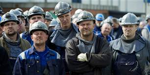 De hårde halse fra lindøværftet i fuld 'skibsbygger-uniform'.