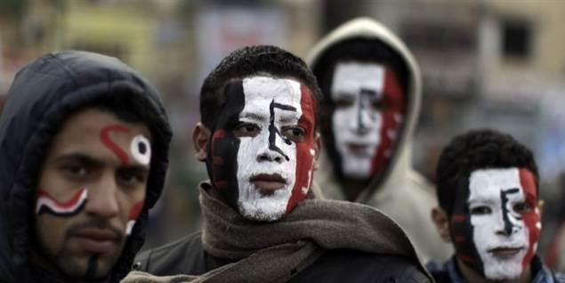 Se masker og ansigtsmaling i egyptisk fest