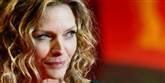 <span style='font-family: Arial; font-size: 15px; color: White;'>Da kåringen af verdens smukkeste person begyndte i 1990 valgte People Magazine at lægge ud med den billedskønne Michelle Pfeiffer.</span> <span style='font-family: Arial; font-weight: normal; font-size: 15px; color: #999999;'>Foto: MICHAEL SOHN / POLFOTO</span>