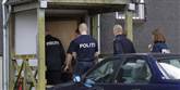 <span style='font-family: Arial; font-size: 15px; color: White;'>De anholdte fremstilles i grundlovsforhør. Men politiet slår fast, at de unge mænd ikke sigtes for terror - sigtelsen bliver for ulovlig våbenbesiddelse.</span> <span style='font-family: Arial; font-weight: normal; font-size: 15px; color: #999999;'>Foto: Jens Dresling / POLFOTO</span>