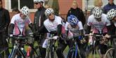 <span style='font-family: Arial; font-size: 15px; color: White;'>Også et cykelhold var mødt frem for at vise deres sidste respekt for Jan Trøjborg, der netop døde på sin cykel af et hjertestop.</span> <span style='font-family: Arial; font-weight: normal; font-size: 15px; color: #999999;'>Foto: Anders Brohus / POLFOTO</span>
