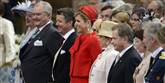 <span style='font-family: Arial; font-size: 15px; color: White;'>Blandt gæsterne til ceremonien var det danske kongehus. Her ses fra venstre Dronning Margrethe, Prins Henrik og Kronprins Frederik. De deltager alle i den efterfølgende reception på slottet i Stockholm.</span> <span style='font-family: Arial; font-weight: normal; font-size: 15px; color: #999999;'>Foto: AP Photo / POLFOTO</span>