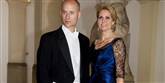 <span style='font-family: Arial; font-size: 15px; color: White;'>Statsminister Helle Thorning-Schmidt deltog også i festlighederne med sin mand.</span> <span style='font-family: Arial; font-weight: normal; font-size: 15px; color: #999999;'>Foto: UNGER ANTHON / POLFOTO</span>