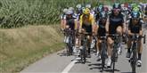 <span style='font-family: Arial; font-size: 15px; color: White;'>Bradley Wiggins blev passet godt på at sit Sky-hold.</span> <span style='font-family: Arial; font-weight: normal; font-size: 15px; color: #999999;'>Foto: AP/Laurent Cipriani / POLFOTO</span>