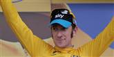 <span style='font-family: Arial; font-size: 15px; color: White;'>Bradley Wiggins ligner for hver dag der går den samlede vinder af Tour de France. Leveret af Newspaq.</span> <span style='font-family: Arial; font-weight: normal; font-size: 15px; color: #999999;'>Foto: AP/Christophe Ena / POLFOTO</span>
