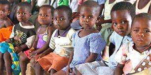 Børnedødelighed stadig høj i Ghana og mange af de små kommer i arbejde tidligt.