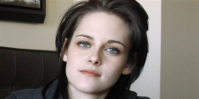 Fanget på foto - se Kristen Stewart være utro