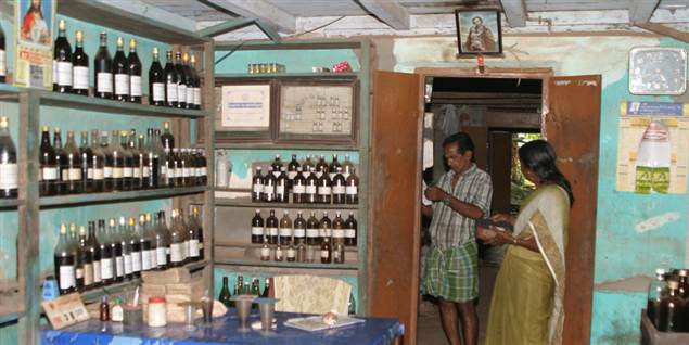 Alle fattige i Indien lovet gratis medicin