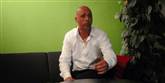 <span style='font-family: Arial; font-size: 15px; color: White;'>Martin Thielst Nielsen spiller 
hovedrollen i flere af de AMU-fupnumre, som er blevet afsløret i 2011. Først var han ansat hos telemarketingfirmaet GoExcellent, som blandt andet blev afsløret i at lade medarbejderne knokle ved telefonerne, mens firmaet samtidig modtog løntabsgodtgørelse, fordi de officielt var på kursus. Så gik turen til firmaet APEX Partner, som sørgede for, at svenske lotterisælgere blev uddannet for danske skattekroner, inden de blev sendt til Barcelona for at sælge præmieobligationer i det spanske statslotteri.</span> <span style='font-family: Arial; font-weight: normal; font-size: 15px; color: #999999;'>Foto: Salgsvideo for GoExcellent fra YouTube</span>