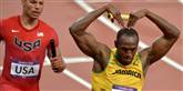 <span style='font-family: Arial; font-size: 15px; color: White;'>Usain Bolt jubler over sejren med en lille dans.</span> <span style='font-family: Arial; font-weight: normal; font-size: 15px; color: #999999;'>Foto: AP / POLFOTO</span>