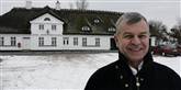 <span style='font-family: Arial; font-size: 15px; color: White;'>Jean-Louis Lieffroy var chefkok på Falsled Kro i årene 1971-2009, men familien Grønlykke, der ejer Kong Hans Kælder og Falsled Kro, ville af med den aldrende køkkenchef.</span> <span style='font-family: Arial; font-weight: normal; font-size: 15px; color: #999999;'>Foto: FREDERIKSEN OLE / POLFOTO</span>