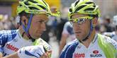 <span style='font-family: Arial; font-size: 15px; color: White;'>Italienske Ivan Basso (tv) har også kørt for Team CSC. I 2006 blev han trukket fra Tour de France på grund af mistanke om doping.</span> <span style='font-family: Arial; font-weight: normal; font-size: 15px; color: #999999;'>Foto: AP/Laurent Cipriani / POLFOTO</span>