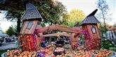 <span style='font-family: Arial; font-size: 15px; color: White;'>Tivoli byder velkommen til Halloween-fest i den gamle have, men børnefamilier skal ikke nødvendigvis af med hundredvis af kroner for at have det hyggeligt i efterårsferien.</span> <span style='font-family: Arial; font-weight: normal; font-size: 15px; color: #999999;'>Foto: SKAFTE RUMLE / POLFOTO</span>