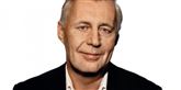 <span style='font-family: Arial; font-size: 15px; color: White;'>Transportminister Henrik Dam Kristensen (S) har to børn. Det er dog ikke sikkert, at de begge er under 21 år, så der vanker måske kun en enkelt gang børnepension.</span> <span style='font-family: Arial; font-weight: normal; font-size: 15px; color: #999999;'>Foto: Socialdemokraterne</span>