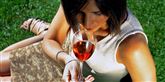 <span style='font-family: Arial; font-size: 15px; color: White;'>Vin hjembragte vi 20 millioner liter af i 2011.</span> <span style='font-family: Arial; font-weight: normal; font-size: 15px; color: #999999;'>Foto: www.colourbox.com</span>