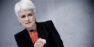 I toner som er mere kritiske end hidtil set fra regeringen, langer SF's formand, Annette Vilhelmsen, ud efter Krifa.&nbsp;
