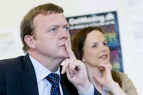 Ministerbil hentede Løkke fra belgisk barnedåb