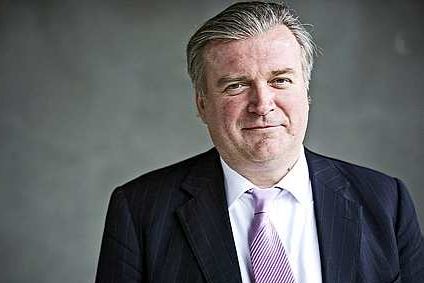 NA-sponsor støtter eksklusion af Poulsen