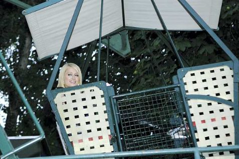 Og så en tur i ballongyngerne.  <b>Foto: Morten Pedersen/Avisen.dk</b>
