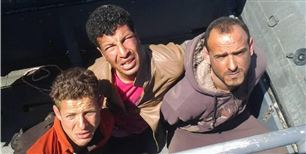 Myndighederne i Egypten efterlyser folk, der kender de tre dykkere, der angreb internet.