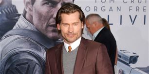 Nikolaj Coster-Waldau ses her til premieren på filmen Oblivion, hvor han spiller sammen med Tom Cruise.
