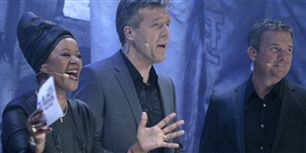 Hella Joof var med til at samle penge ind til Haiti. Måske skulle hun også samle lidt ind til sit eget firma?