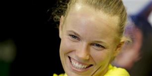 Danmarks tennisdarling, Caroline Wozniacki, er på jagt efter en ny permanent træner i stedet for faren, Piotr Wozniacki.