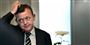 Kritikken hagler ned over Venstres formand, Lars Løkke Rasmussen, efter han aflyste tirsdagens vidneafhøring i statsløsekommissionen, fordi han påstod, han var på udlandsrejse - hvilket han ikke var.