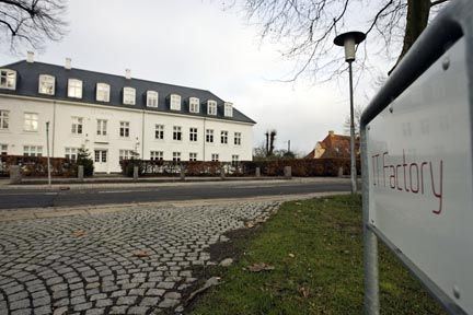 Finn Nørbygaard tvinges til storudsalg