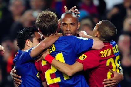Barcelona suveræn i topopgør