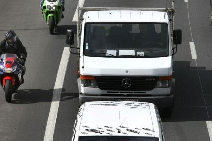 Mange kører ulovligt i firmabilen