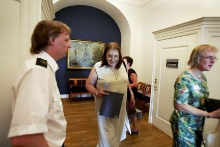 Minister svigter de transseksuelle