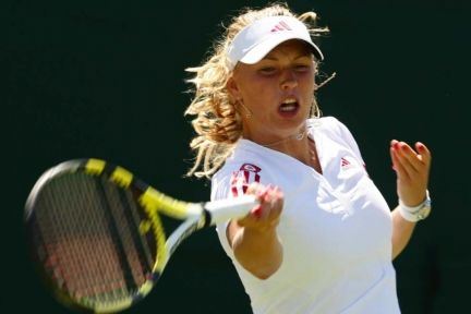 Caroline færdig i Wimbledon