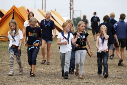 Ungdommens Røde Kors arrangerer rollespil for 500 af børnene på spejderlejren Blå Sommer.
 Foto: Jesper Dall / POLFOTO
