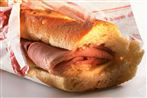 Hver tredje af os har ingen udsigt til lønstigninger i år. Men du kan forære dig selv 6000 kroner skattefrit ved at droppe sandwich og smøre din egen madpakke.