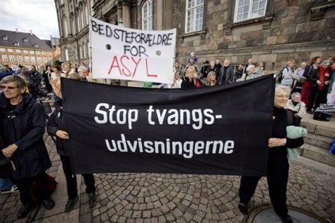 Flygtninge-vikarer endnu ikke i gang