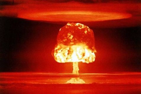 Grønlændere må bruge atomvåben til jagt