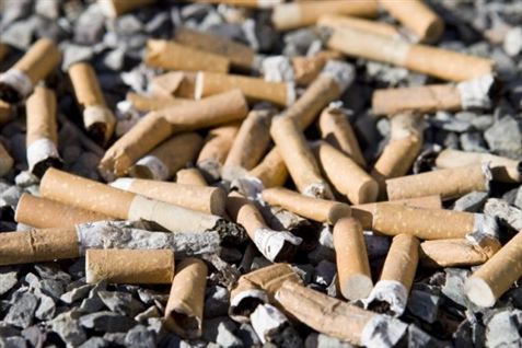 Cigaretskodder og tyggegummi boomer