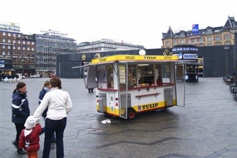Alvorlig trafikulykke ved Rådhuspladsen