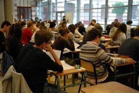 Færre dropper studiet