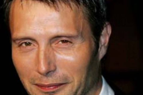 Mads Mikkelsen dyrker sex overalt