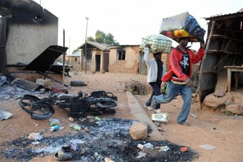 300 hakket ihjel i Nigeria