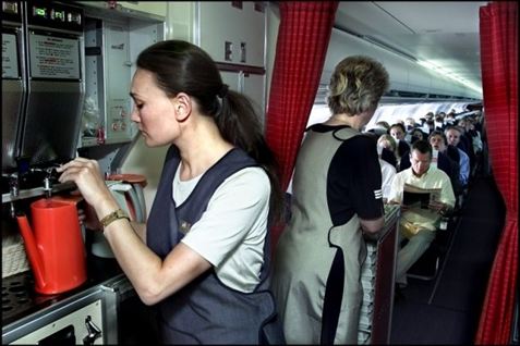 Stewardesser i SAS har accepteret en markant lønnedgang.
