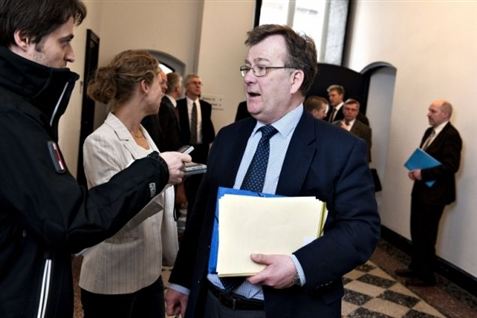 Regeringen erkender og beklager fejl
