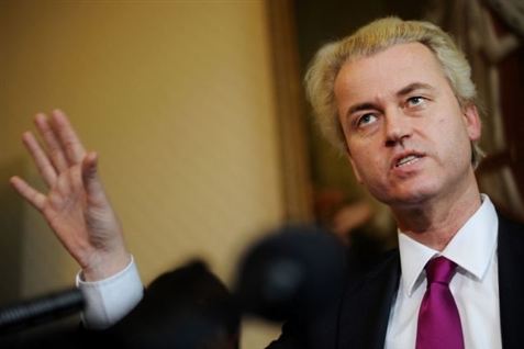 Tørklædeforbud spænder ben for Wilders