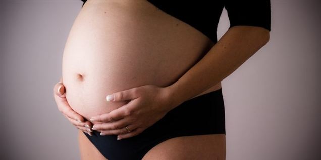 Dildo-Jill er gravid