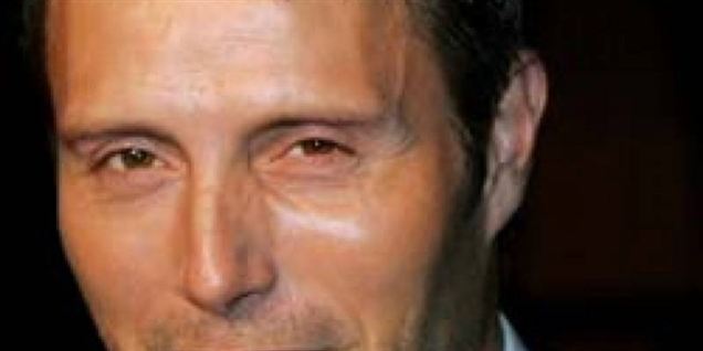 Tv-reklamer skal redde Mads Mikkelsen